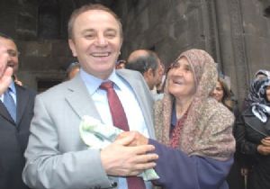 Öztürk'ten Yeni Yıl mesajı